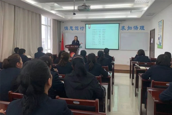 365电子游戏商学院新员工培训班 365电子游戏商学院新员工培训班